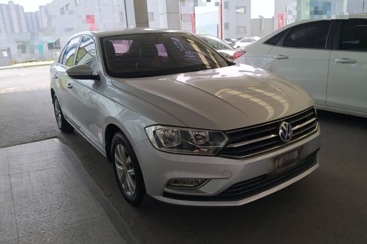 Used Volkswagen Bora 2017 1.6L Automatic Fashion Model Front Right 45 Deg