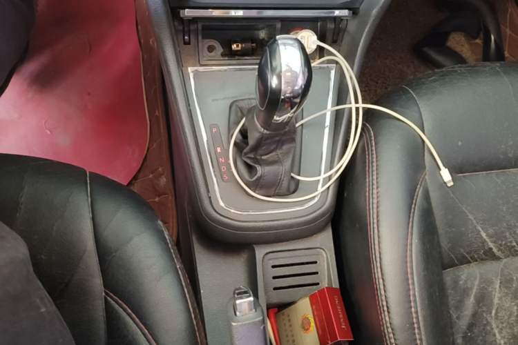 Used Volkswagen Bora 2017 1.6L Automatic Fashion Model Gear Lever