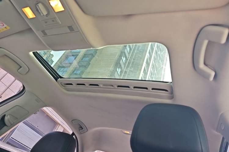 Used Volkswagen Bora 2017 1.6L Automatic Comfort Model Headliner