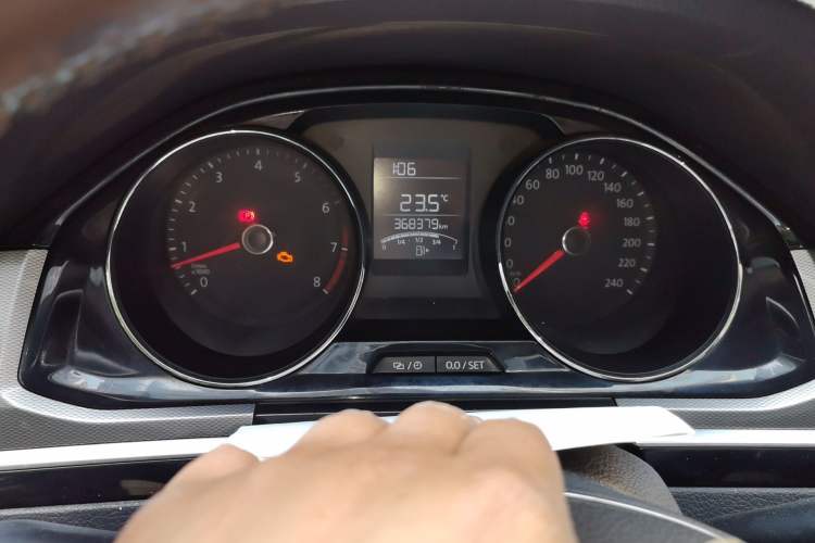 Used Volkswagen Bora 2017 1.6L Manual Comfort Model Instrument Cluster