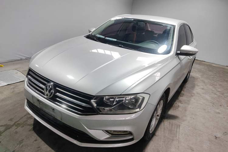 Used Volkswagen Bora 2017 1.6L Automatic Fashion Model Guazi used car, China used car export, Used car for sale, Used cars, Cheapest cars for sale