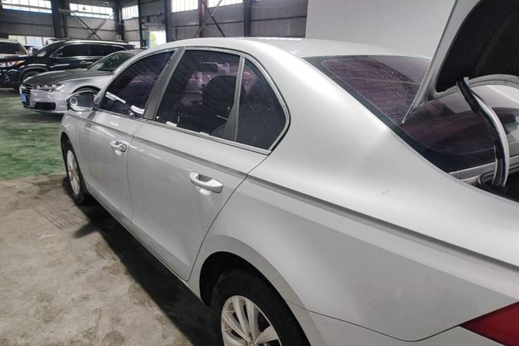 Used Volkswagen Bora 2017 1.6L Automatic Fashion Model Rear Left 45 Deg