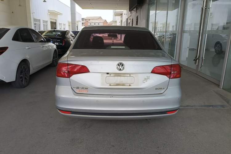 Used Volkswagen Bora 2017 1.6L Automatic Fashion Model Rear
