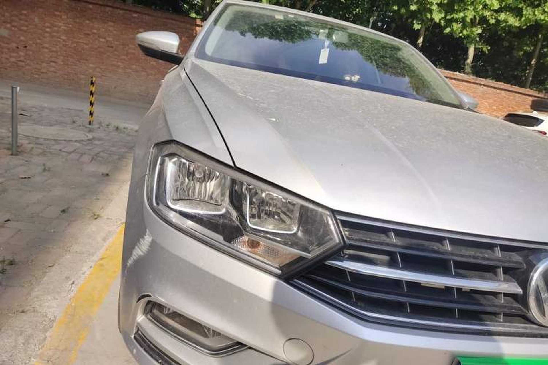 Used Volkswagen Bora 2017 1.6L Manual Comfort Model Right Front Headlight