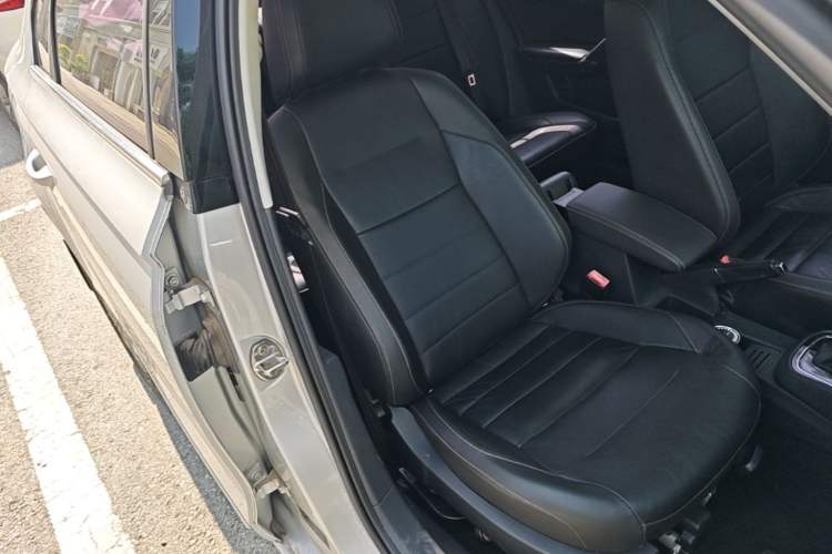 Used Volkswagen Bora 2017 1.6L Automatic Comfort Model Right Front Seat