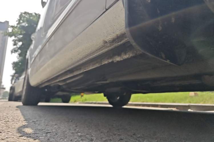 Used Volkswagen Bora 2017 1.6L Automatic Comfort Model Right Side Sill