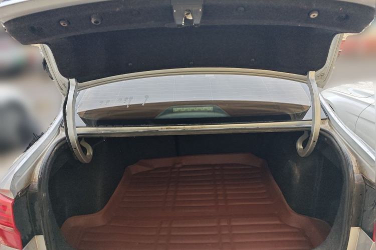 Used Volkswagen Bora 2017 1.6L Manual Comfort Model Trunk