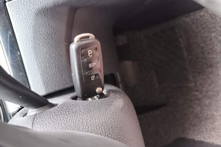 Used Volkswagen Bora 2017 1.6L Automatic Comfort Model Vehicle Key