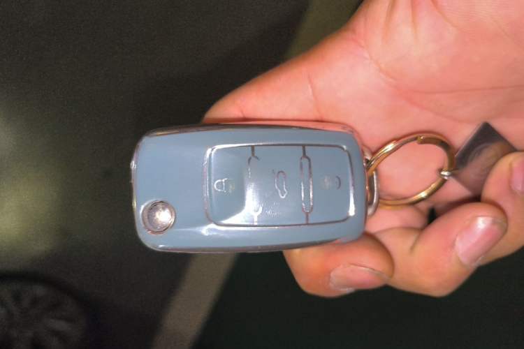 Used Volkswagen Bora 2017 1.6L Automatic Comfort Model Vehicle Key