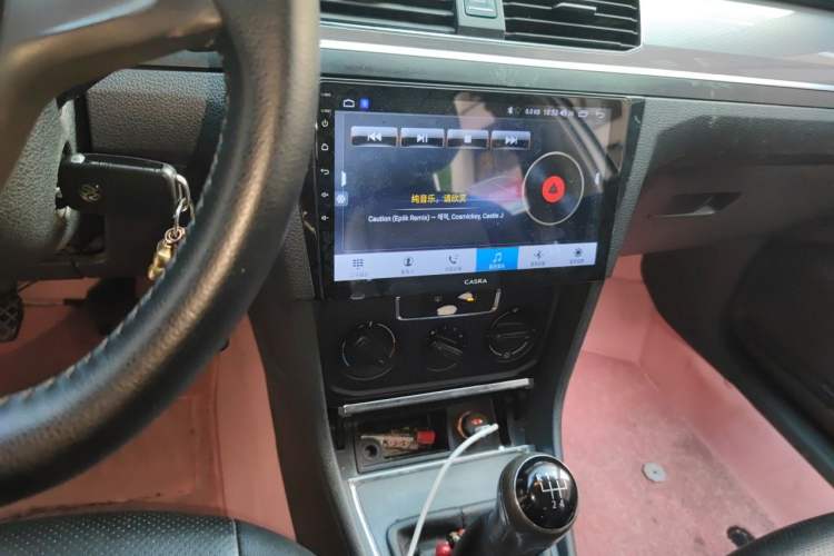 Used Volkswagen Bora 2017 1.6L Manual Fashion Model Audio And AC Panel