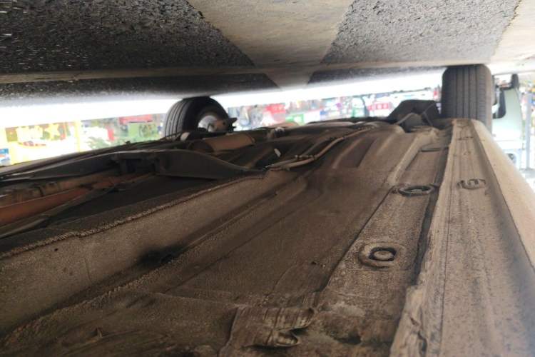 Used Volkswagen Bora 2017 1.6L Manual Fashion Model Chassis Front Right