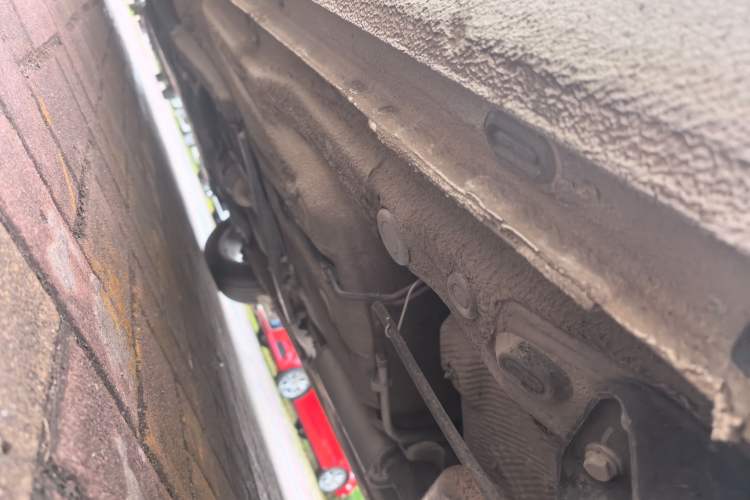 Used Volkswagen Bora 2017 1.6L Automatic Comfort Model Chassis Rear Left
