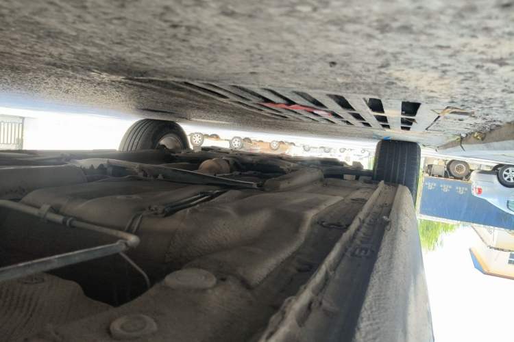 Used Volkswagen Bora 2017 1.6L Automatic Comfort Model Chassis Rear Left