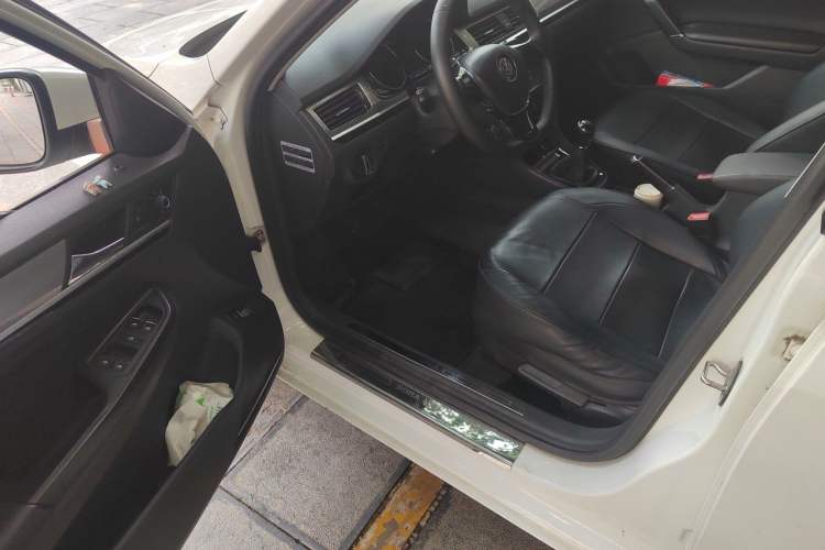 Used Volkswagen Bora 2017 1.6L Manual Comfort Model Driver Seat