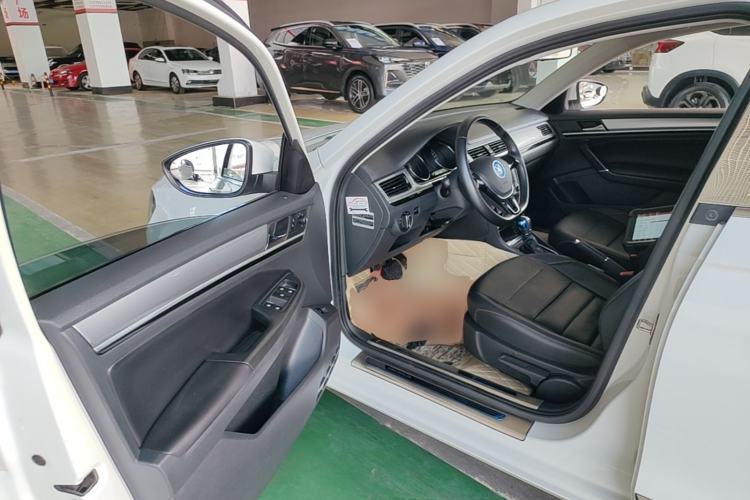 Used Volkswagen Bora 2017 1.6L Automatic Comfort Model Driver Seat