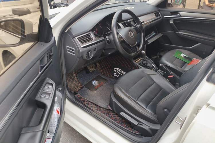 Used Volkswagen Bora 2017 1.6L Automatic Comfort Model Driver Seat