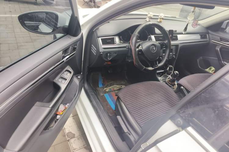 Used Volkswagen Bora 2017 1.6L Manual Comfort Model Driver Seat