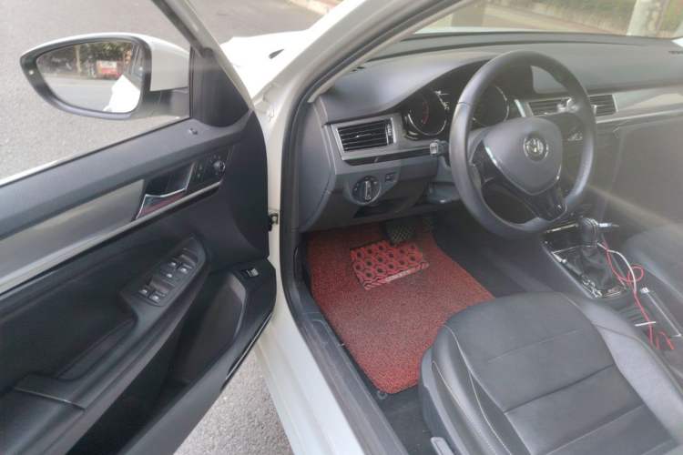 Used Volkswagen Bora 2017 1.6L Automatic Comfort Model Driver Seat