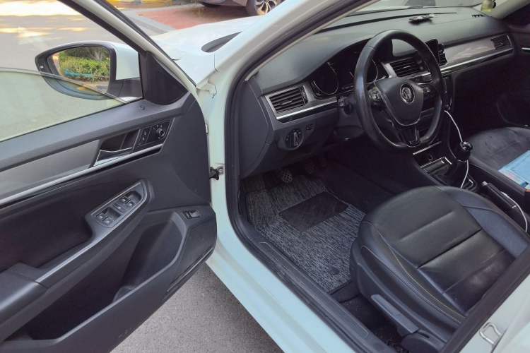 Used Volkswagen Bora 2017 1.6L Manual Comfort Model Driver Seat