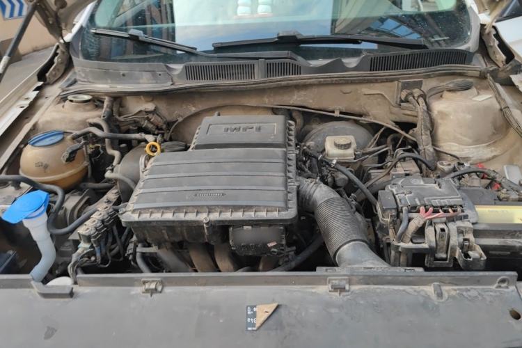 Used Volkswagen Bora 2017 1.6L Manual Fashion Model Engine Bay