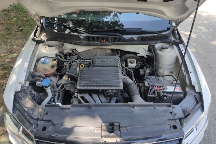 Used Volkswagen Bora 2017 1.6L Manual Comfort Model Engine Bay