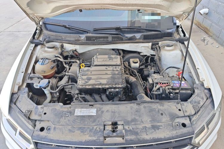 Used Volkswagen Bora 2017 1.6L Automatic Fashion Model Engine Bay