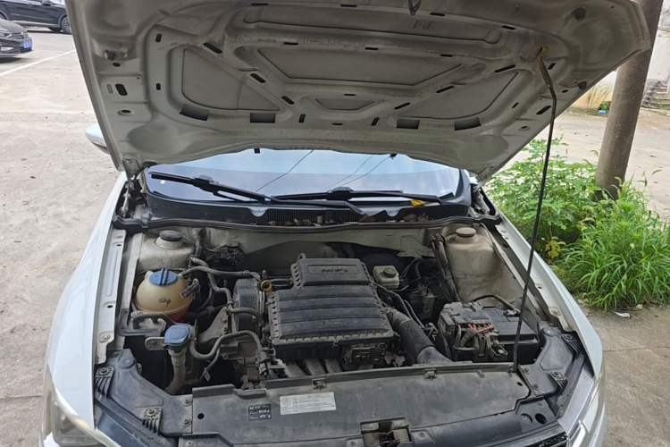 Used Volkswagen Bora 2017 1.6L Automatic Comfort Model Engine Bay