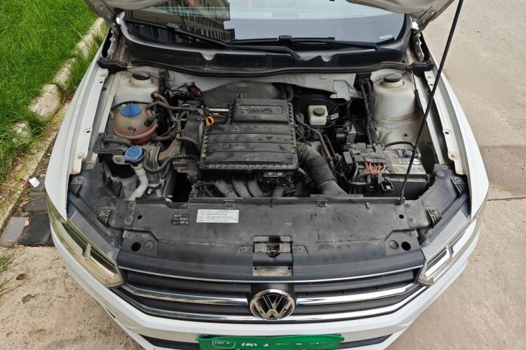 Used Volkswagen Bora 2017 1.6L Automatic Fashion Model Engine Bay