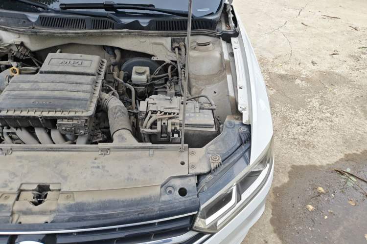 Used Volkswagen Bora 2017 1.6L Manual Comfort Model Engine Bay Left