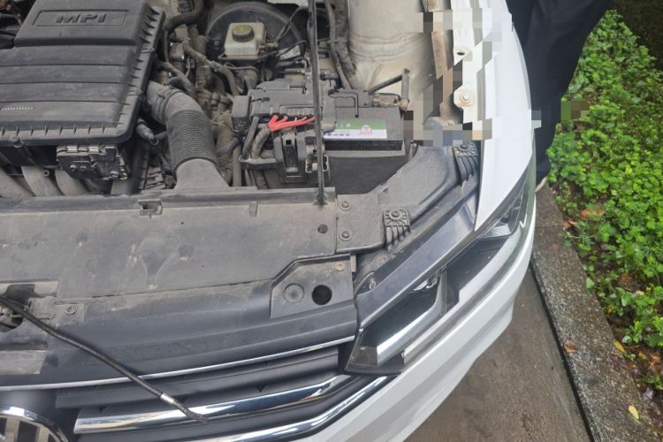 Used Volkswagen Bora 2017 1.6L Automatic Fashion Model Engine Bay Left