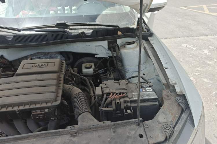 Used Volkswagen Bora 2017 1.6L Automatic Comfort Model Engine Bay Left