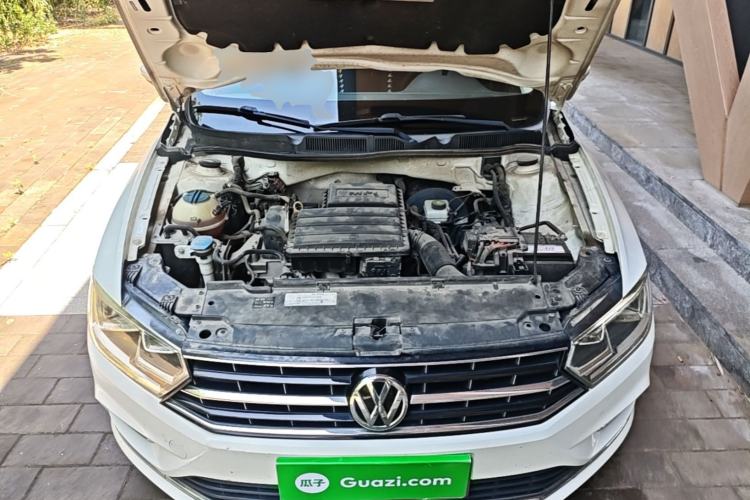 Used Volkswagen Bora 2017 1.6L Automatic Comfort Model Engine Bay