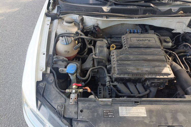 Used Volkswagen Bora 2017 1.6L Automatic Fashion Model Engine Bay Right