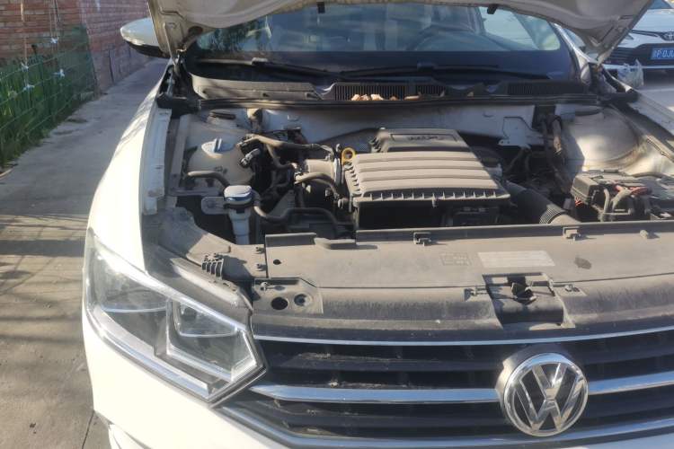 Used Volkswagen Bora 2017 1.6L Automatic Fashion Model Engine Bay Right