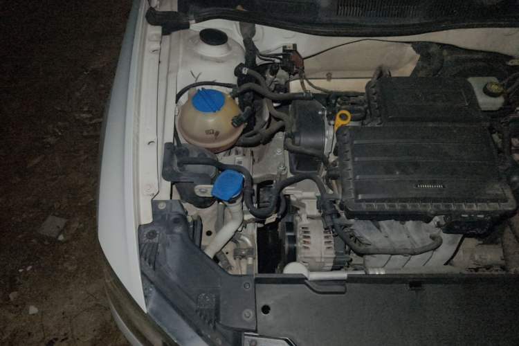 Used Volkswagen Bora 2017 1.6L Manual Fashion Model Engine Bay Right