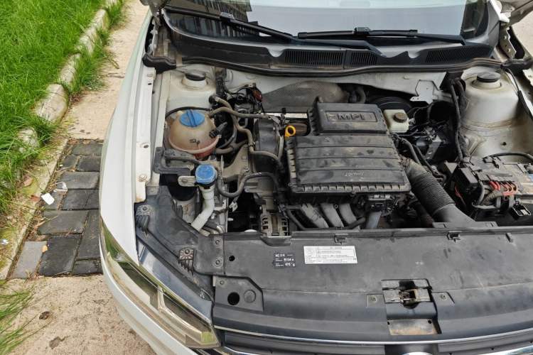 Used Volkswagen Bora 2017 1.6L Automatic Fashion Model Engine Bay Right