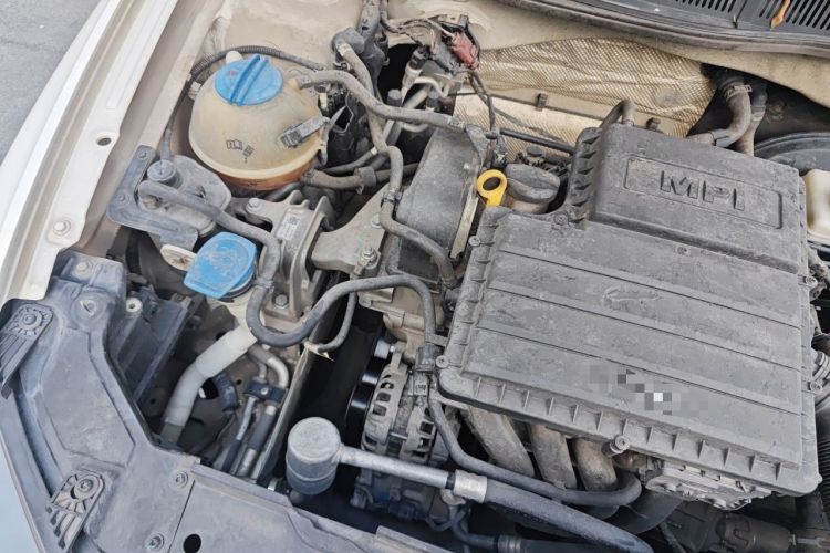 Used Volkswagen Bora 2017 1.6L Automatic Fashion Model Engine Bay Right