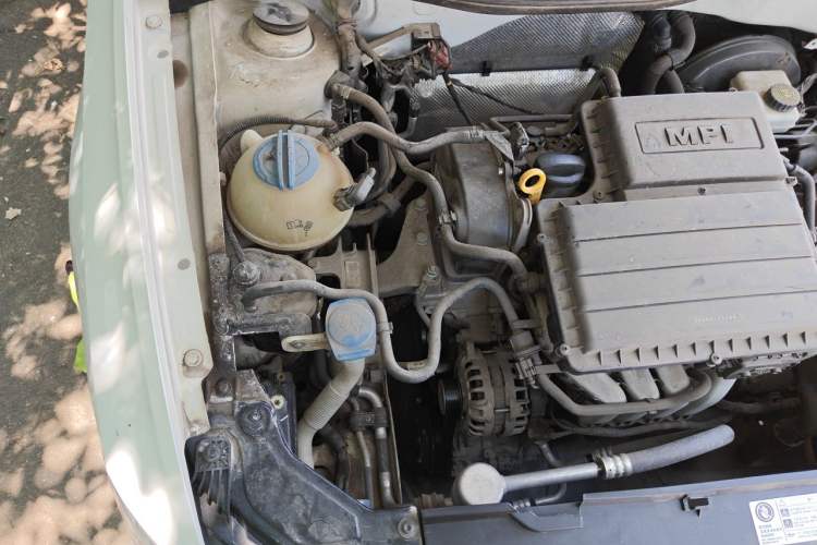 Used Volkswagen Bora 2017 1.6L Manual Comfort Model Engine Bay Right
