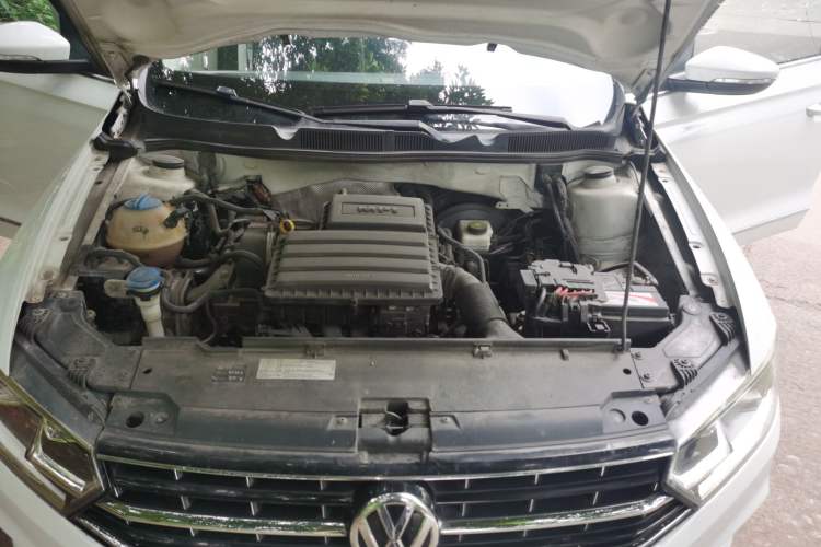 Used Volkswagen Bora 2017 1.6L Manual Comfort Model Engine Bay