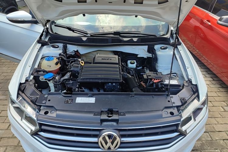 Used Volkswagen Bora 2017 1.6L Automatic Fashion Model Engine Bay
