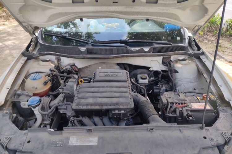 Used Volkswagen Bora 2017 1.6L Manual Fashion Model Engine Bay