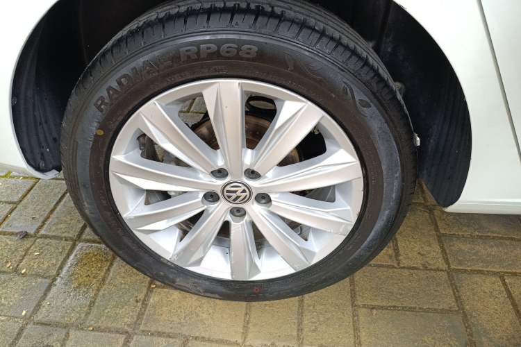 Used Volkswagen Bora 2017 1.6L Automatic Comfort Model Exterior 2