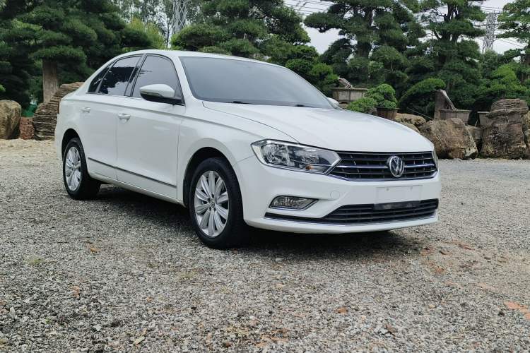 Used Volkswagen Bora 2017 1.6L Automatic Comfort Model Exterior 4