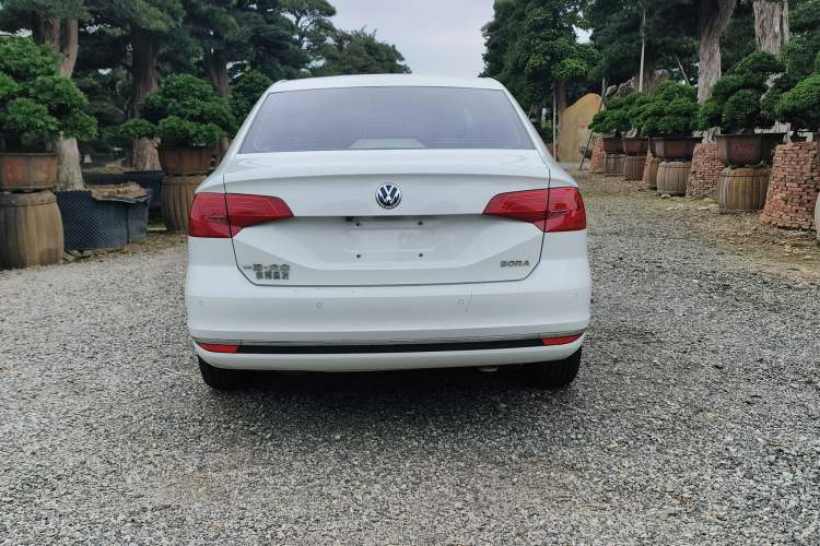 Used Volkswagen Bora 2017 1.6L Automatic Comfort Model Exterior 8