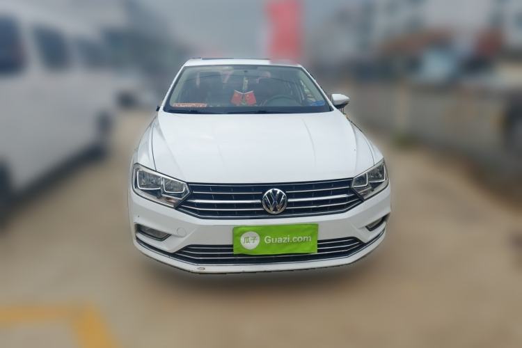 Used Volkswagen Bora 2017 1.6L Manual Comfort Model Front