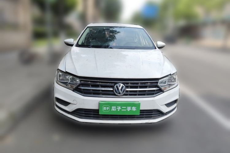 Used Volkswagen Bora 2017 1.6L Manual Fashion Model Front