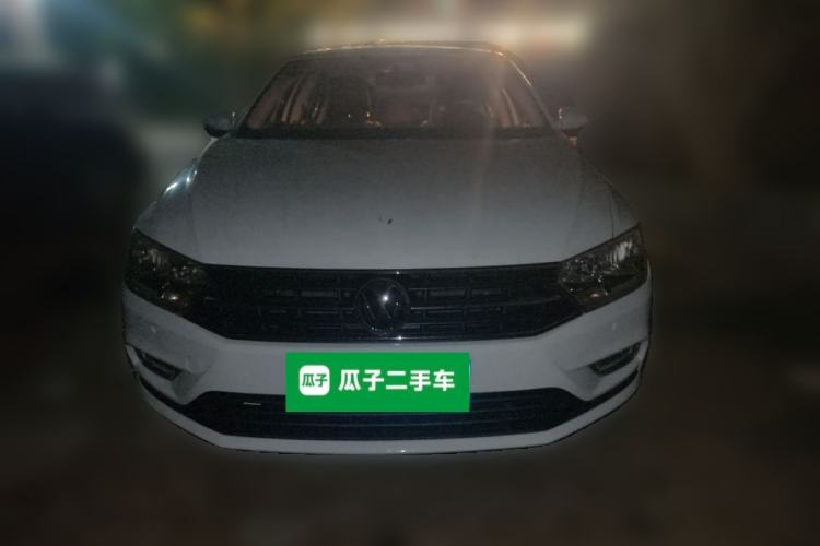 Used Volkswagen Bora 2017 1.6L Manual Fashion Model Front