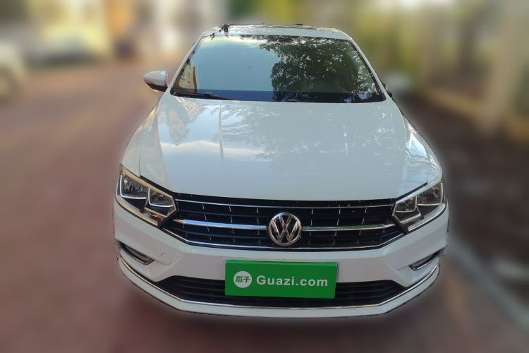 Used Volkswagen Bora 2017 1.6L Manual Two-Millionth-Vehicle Commemorative Edition Front