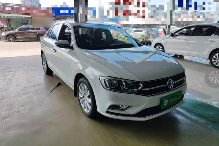 Used Volkswagen Bora 2017 1.6L Automatic Comfort Model Front Right 45 Deg