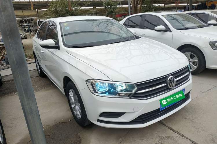 Used Volkswagen Bora 2017 1.6L Automatic Fashion Model Front Right 45 Deg